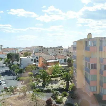 Climatisé 3 Pièces, 6 Couchages, Proche Et Centre, Garage Inclus - Fr-1-250-61 *