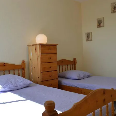 Climatisé 3 Pièces, 6 Couchages, Proche Et Centre, Garage Inclus - Fr-1-250-61